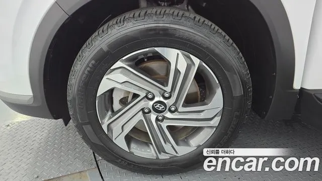 Hyundai Santafe Новый Santa Fe Бензин 2.5T 2WD — Фото автомобиля 5