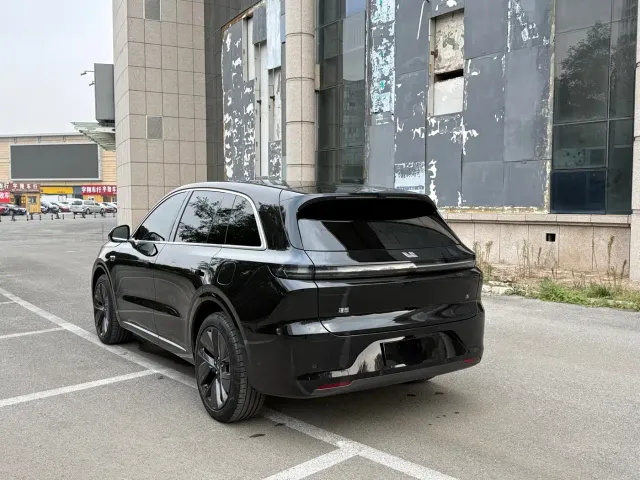 Li Auto L6 — Фото автомобиля 7