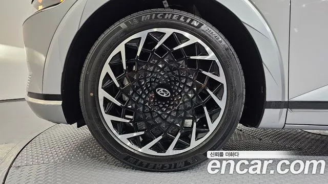Hyundai Ioniq5 Ioniq5 Long Range AWD — Фото автомобиля 5