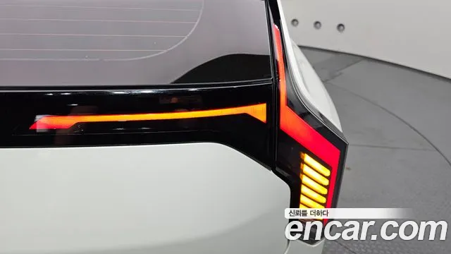Kia EV3 — Фото автомобиля 23