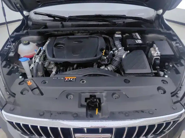 Geely Emgrand — Фото автомобиля 10
