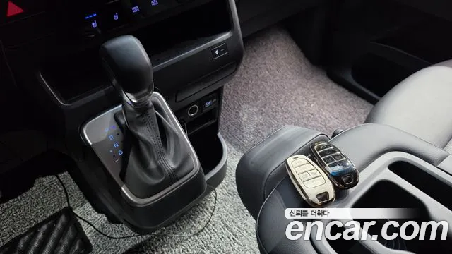 Hyundai Staria Staria — Фото автомобиля 9