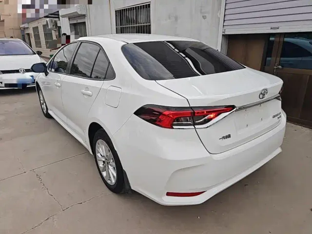 Toyota Corolla — Фото автомобиля 4