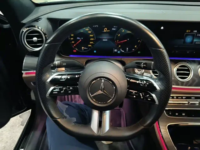 Mercedes-Benz E-Class — Фото автомобиля 10