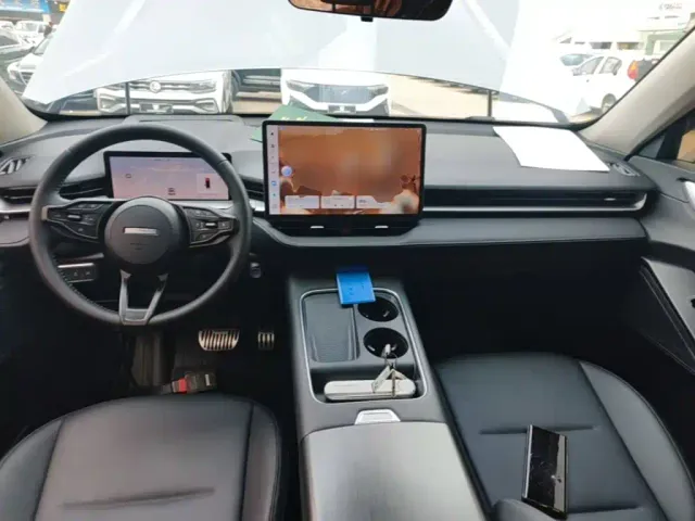 Haval H6 — Фото автомобиля 9