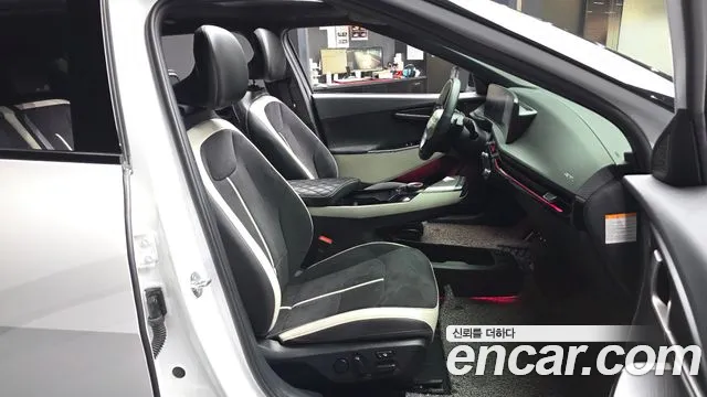 Kia EV6 — Фото автомобиля 17