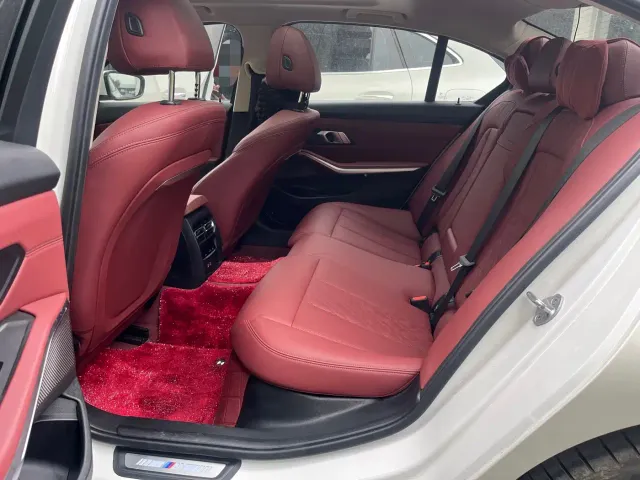 BMW 3 Series — Фото автомобиля 5