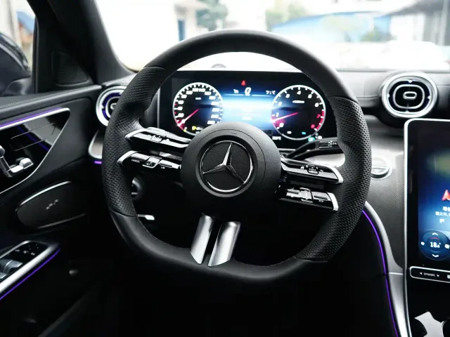 Mercedes-Benz C-Class — Фото автомобиля 17