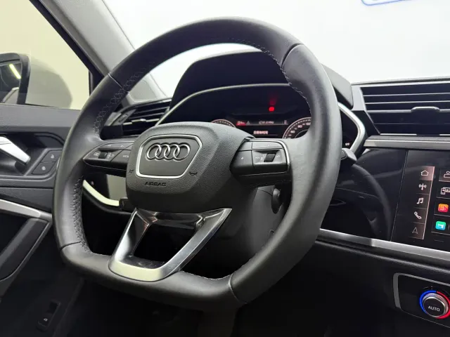 Audi Q3 — Фото автомобиля 16