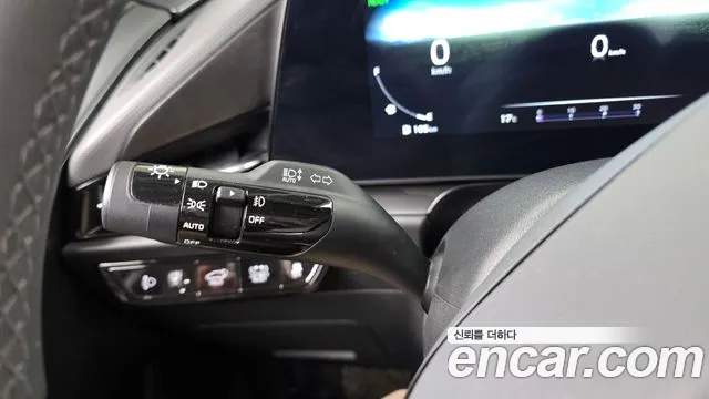 Kia Niro The All New — Фото автомобиля 28