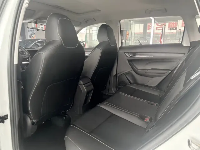 Skoda Kamiq — Фото автомобиля 7