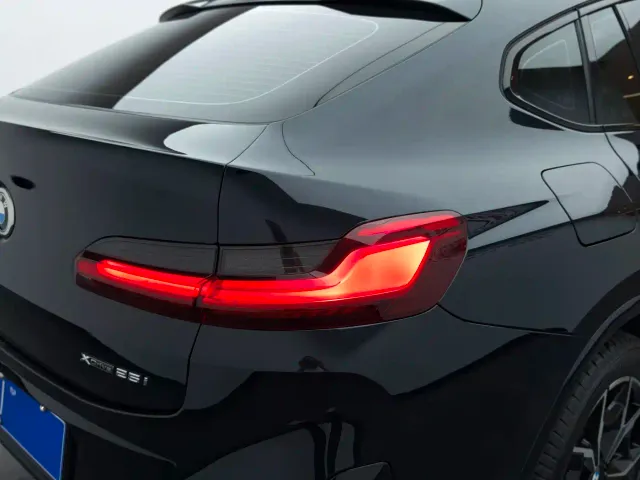 BMW X4 — Фото автомобиля 10