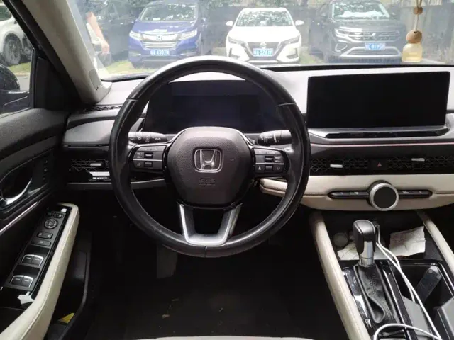 Honda Accord — Фото автомобиля 15