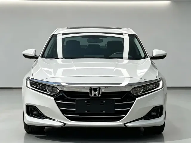 Фотография автомобиля — Honda Accord