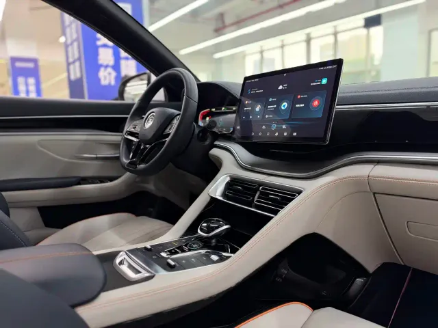 BYD Song PLUS — Фото автомобиля 12