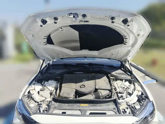 Mercedes-Benz E-Class — Фото автомобиля 9