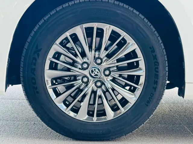 Toyota Alphard — Фото автомобиля 11