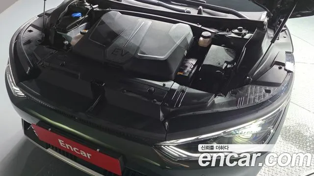 Kia EV6 — Фото автомобиля 6