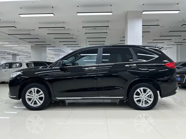 Haval M6 — Фото автомобиля 5