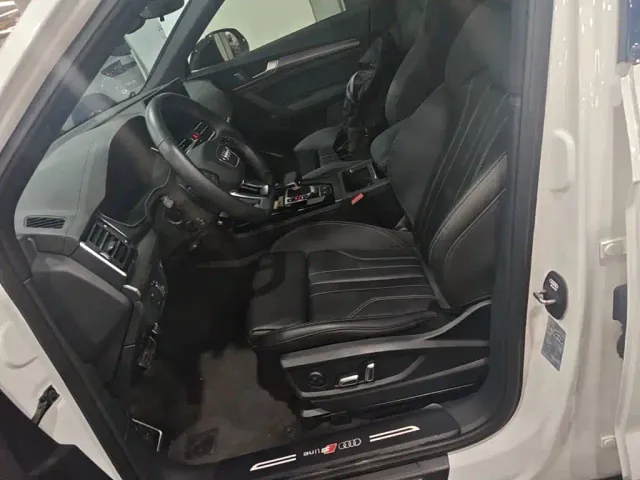Audi Q5L — Фото автомобиля 19