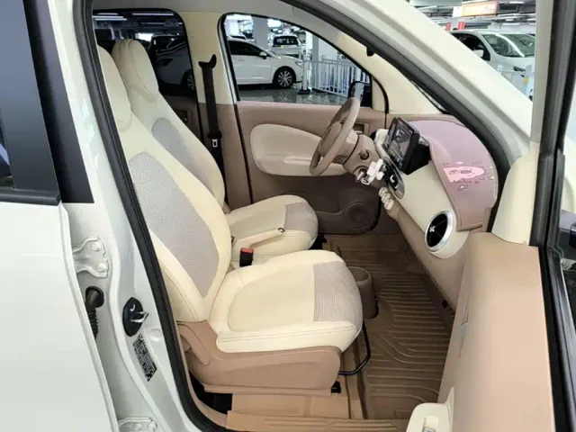 Wuling Hongguang Mini EV — Фото автомобиля 24