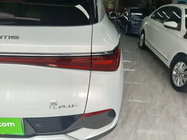 BYD Yuan PLUS — Фото автомобиля 7