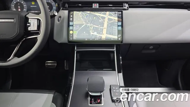 Land Rover Range Rover Velar Range Rover Velar 2.0 P250 Dynamic SE — Фото автомобиля 14