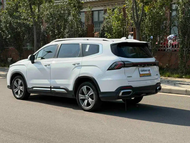 Geely Haoyue L — Фото автомобиля 4