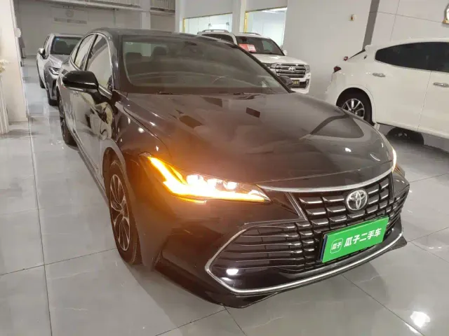 Toyota Avalon — Фото автомобиля 21