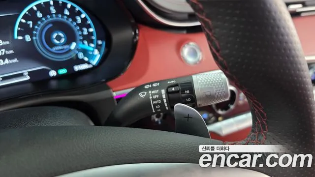 Genesis GV70 2.5T Бензин AWD — Фото автомобиля 24