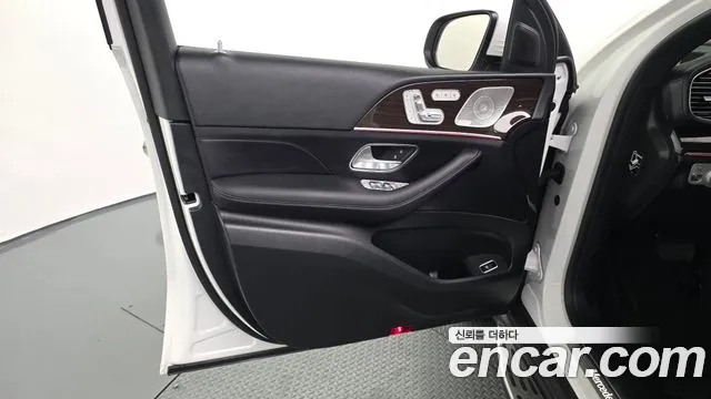 Mercedes-Benz GLE-Class — Фото автомобиля 13