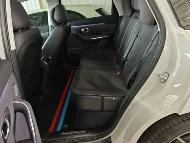 Leapmotor Leapmotor C10 2024 210 Smart Edition — Фото автомобиля 16