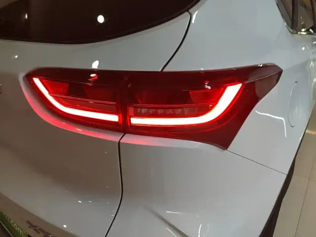 Jetour X70 — Фото автомобиля 7