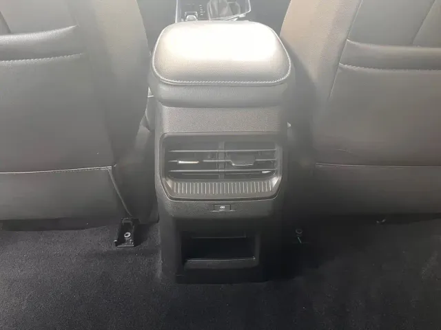 Wuling Asta — Фото автомобиля 13