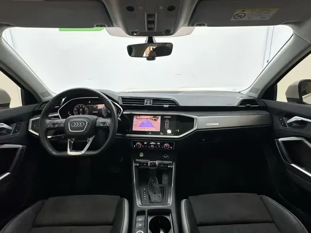 Audi Q3 — Фото автомобиля 12