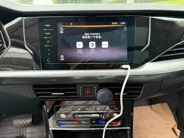 Volkswagen Passat — Фото автомобиля 10