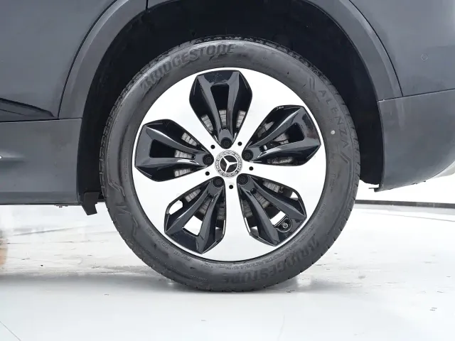 Mercedes-Benz GLB-Class — Фото автомобиля 25
