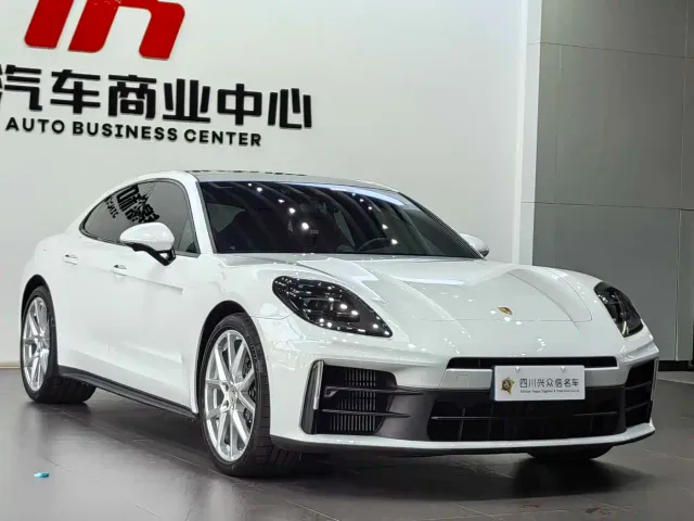 Porsche Panamera — Фото автомобиля 3