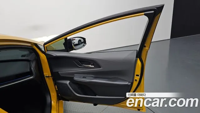 Toyota Prius 5th Gen — Фото автомобиля 13