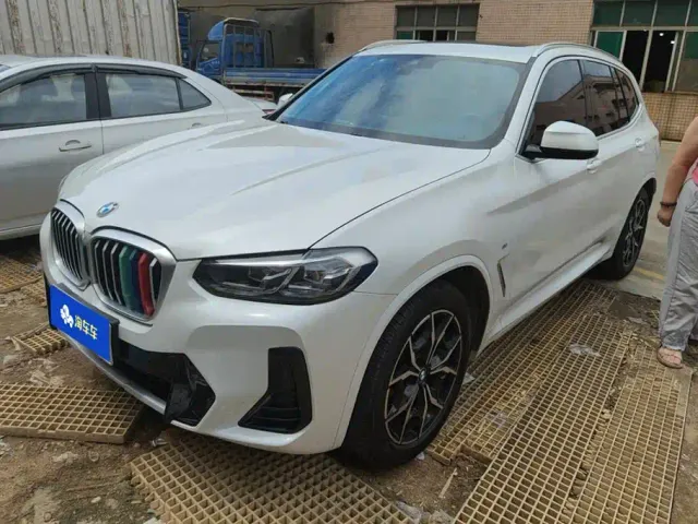 Фотография автомобиля — BMW X3