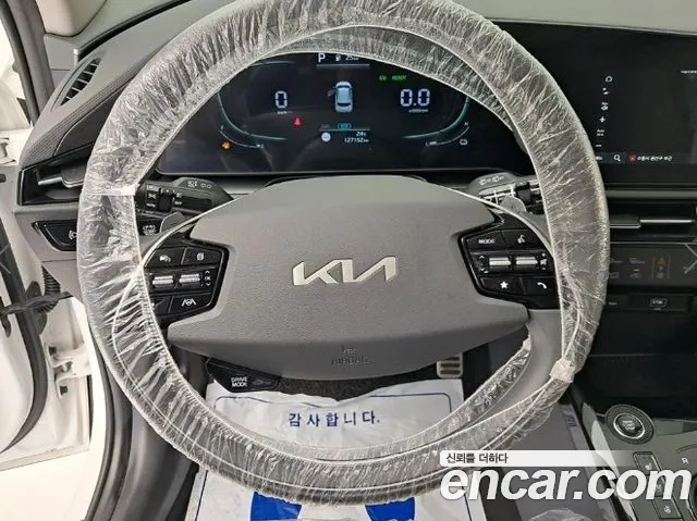 Kia Niro The All New Niro Signature — Фото автомобиля 7