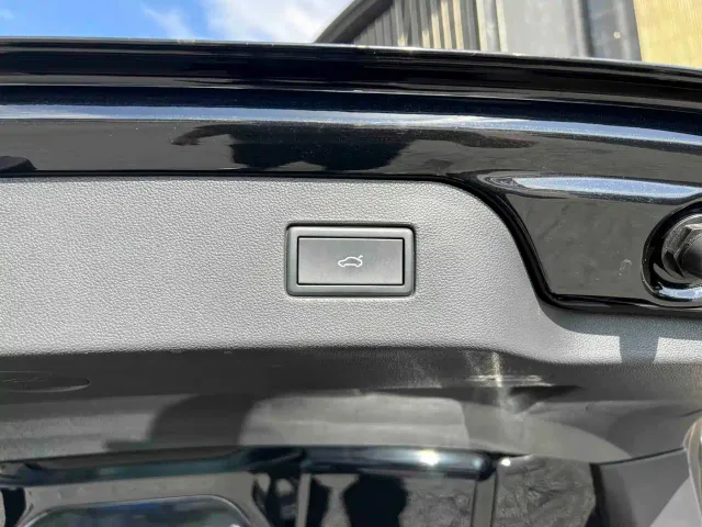 Volkswagen Passat — Фото автомобиля 7