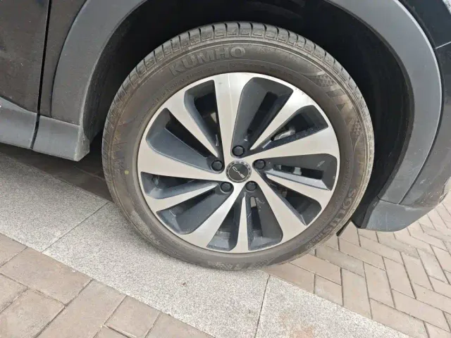 BYD Song PLUS — Фото автомобиля 8