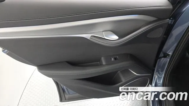 BYD Sealion 7 — Фото автомобиля 24