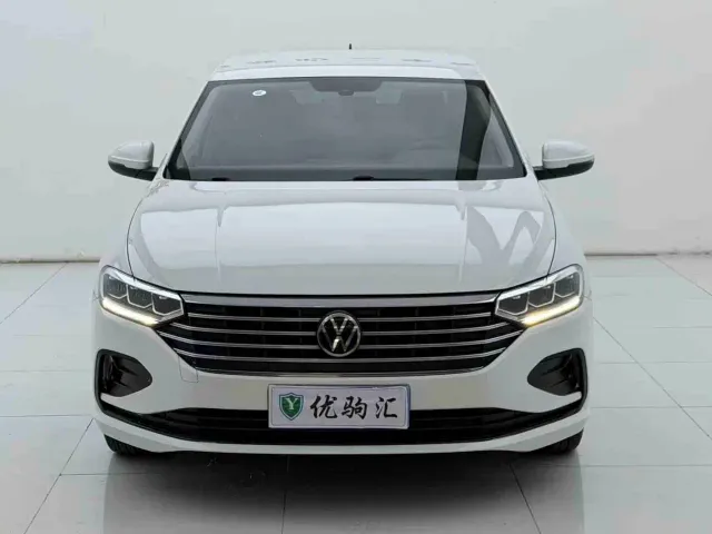 Volkswagen Lavida — Фото автомобиля 3