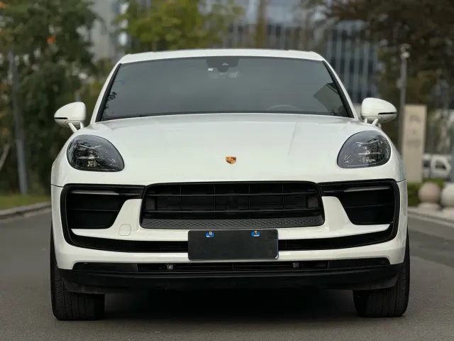 Porsche Macan — Фото автомобиля 3