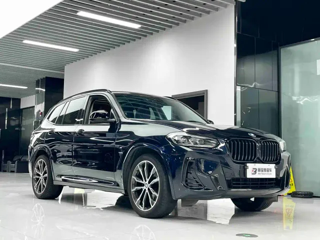BMW X3 — Фото автомобиля 3