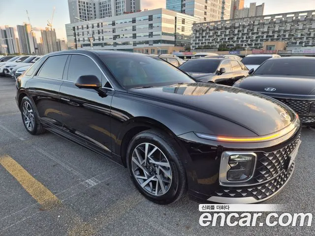 Hyundai Grandeur GN7 — Фото автомобиля 3