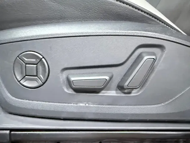 Audi Q3 — Фото автомобиля 21