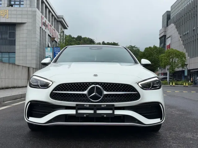 Mercedes-Benz C-Class — Фото автомобиля 2